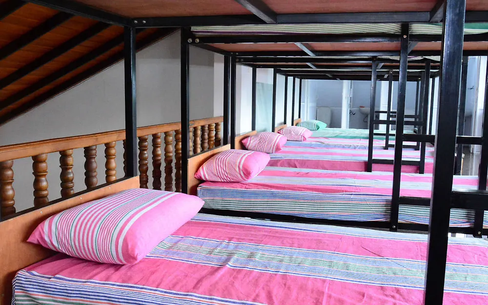 Bed & Breakfast Kandy City Stay